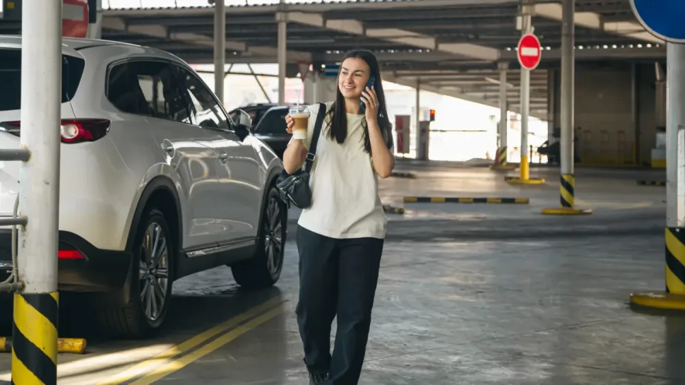 Parking strzeżony po kolizji w Krakowie – jak odebrać auto
